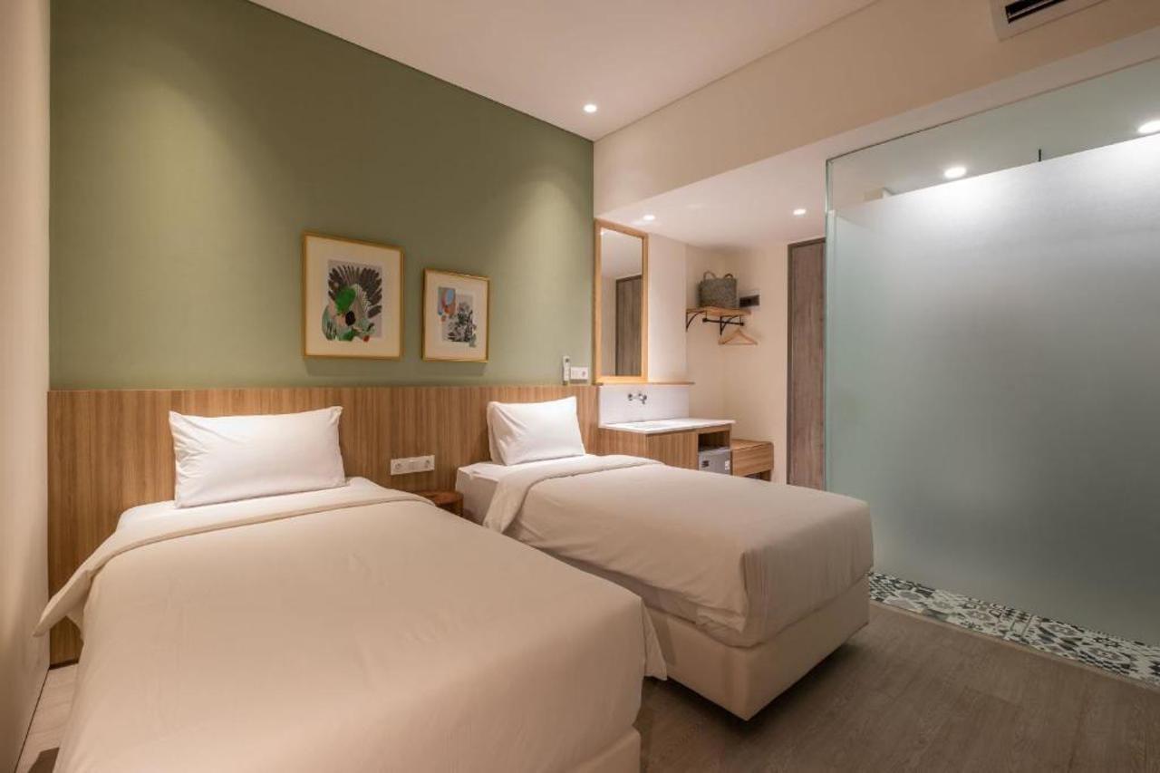 La Boheme, Rooms And Coffee Jakarta Exterior photo