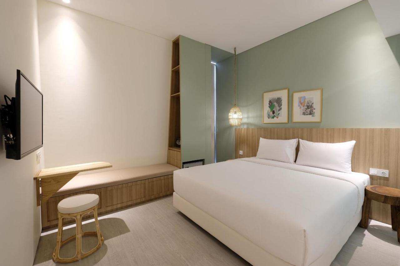 La Boheme, Rooms And Coffee Jakarta Exterior photo